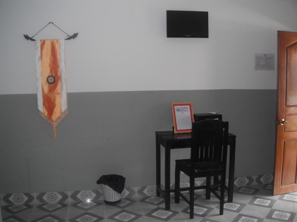 Pat Pat Guesthouse Sihanoukville Exterior foto